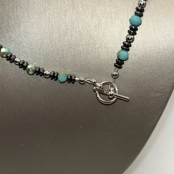 HANDMADE JEWELRY - 21" Winter Holiday Sparkle Necklace #2 - Picture 2 of 3